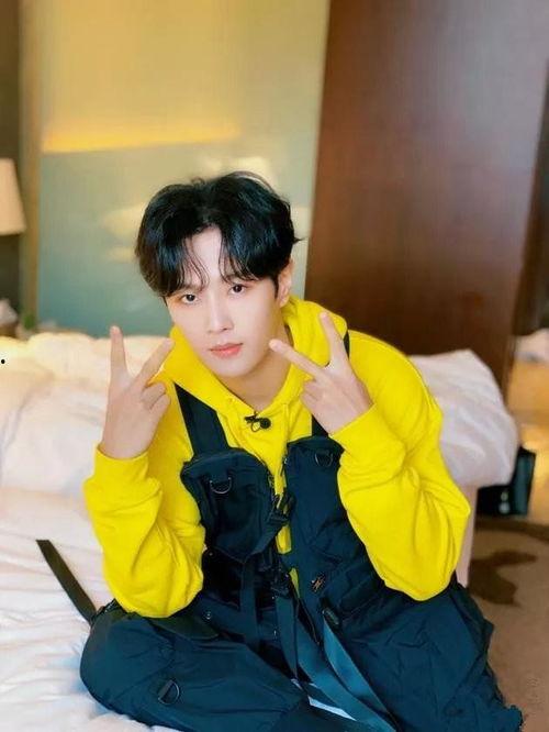 独家爆料李汶翰是谁啊视频,李汶翰是谁？视频揭秘背后惊人真相  第1张